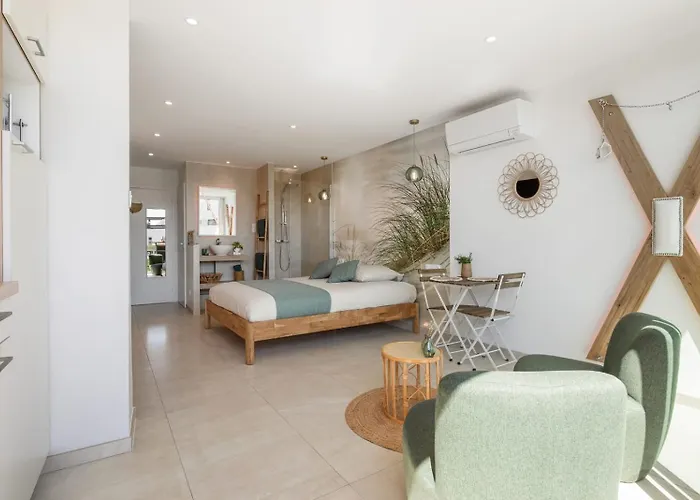 Liberty Heliopolis * 아그